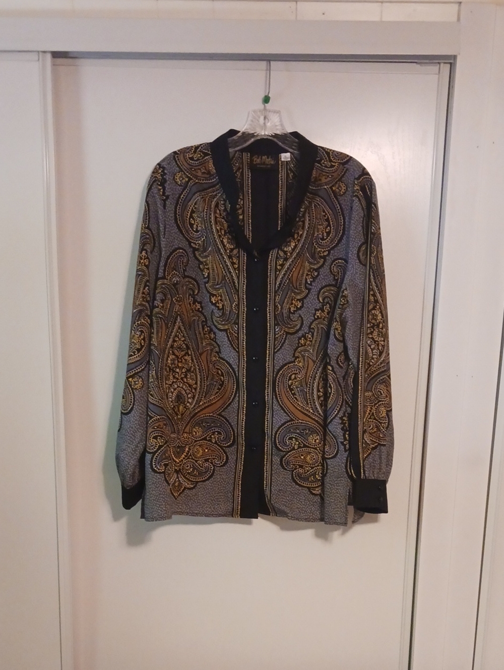 Bob Mackie XL Black with Gold Paisley Motif Button Down Long Sleeve